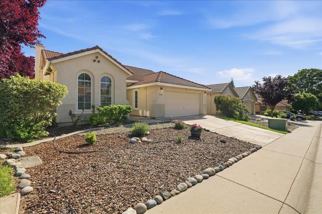 2241 Vail Ct, Rocklin, CA 95765
