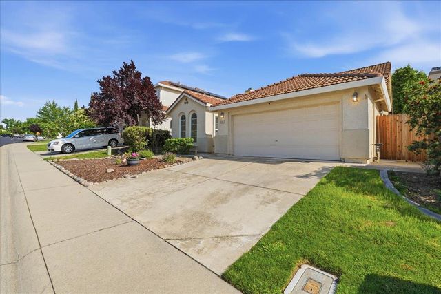 2241 Vail Ct, Rocklin, CA 95765