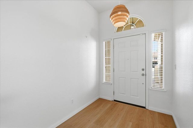 2241 Vail Ct, Rocklin, CA 95765