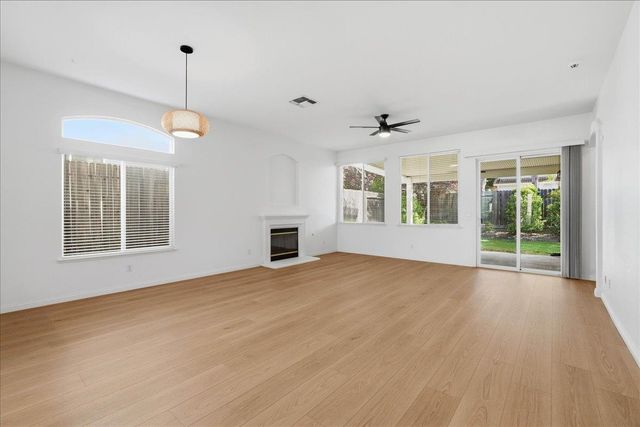 2241 Vail Ct, Rocklin, CA 95765