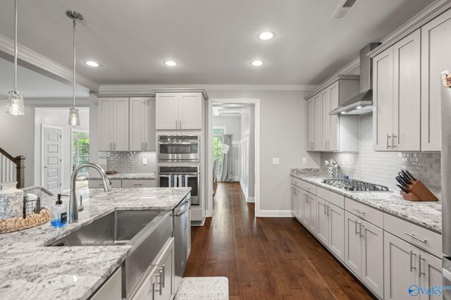 18 Natures Ridge Way, Huntsville, AL 35803