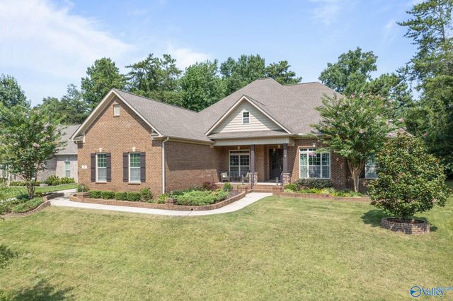 18 Natures Ridge Way, Huntsville, AL 35803