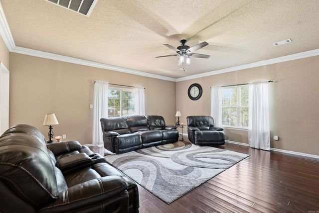 1710 Royal Oaks Dr Drive, Malvern, AR 72104