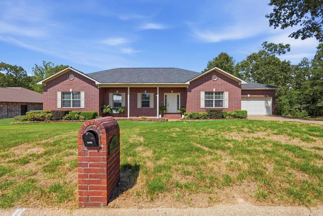 1710 Royal Oaks Dr Drive, Malvern, AR 72104