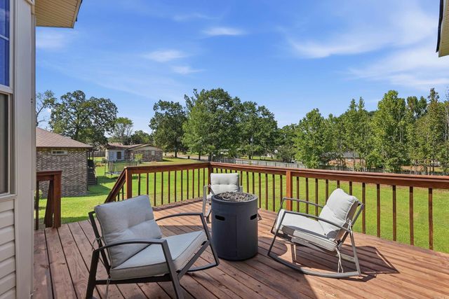 1710 Royal Oaks Dr Drive, Malvern, AR 72104