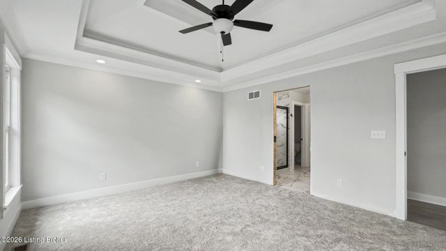 7906 Trading Post Ct, Louisville, KY 40291