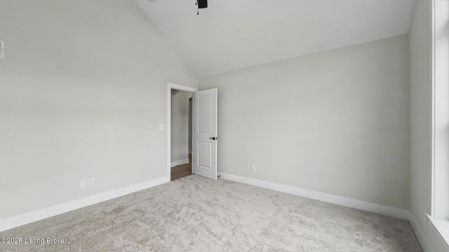 7906 Trading Post Ct, Louisville, KY 40291