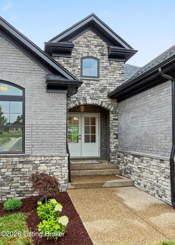 7906 Trading Post Ct, Louisville, KY 40291