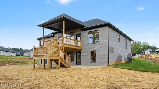 7906 Trading Post Ct, Louisville, KY 40291