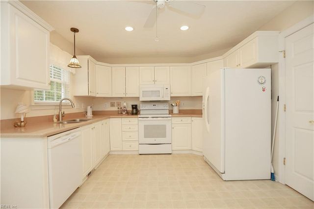 6304 Chiswick PARK, Williamsburg, VA 23188