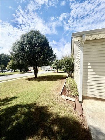490 Amelia Grove Lane, Lawrenceville, GA 30045