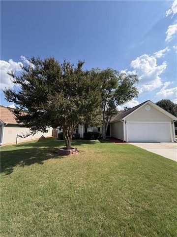 490 Amelia Grove Lane, Lawrenceville, GA 30045