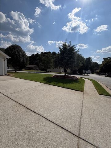 490 Amelia Grove Lane, Lawrenceville, GA 30045