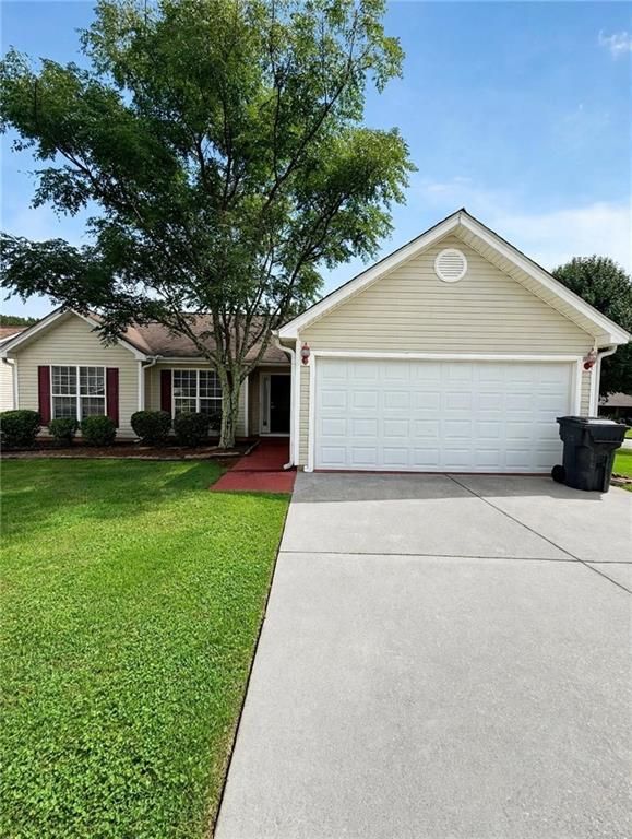 490 Amelia Grove Lane, Lawrenceville, GA 30045