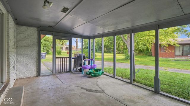 2700 Redbud Lane, Anderson, IN 46011
