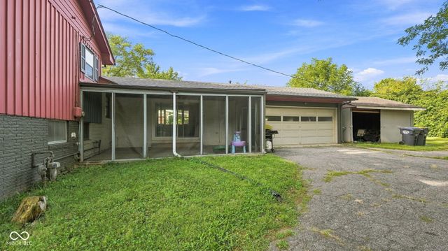2700 Redbud Lane, Anderson, IN 46011