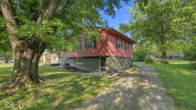 2700 Redbud Lane, Anderson, IN 46011