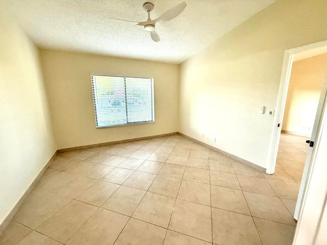 6649 Somerset Drive 205, Boca Raton, FL 33433