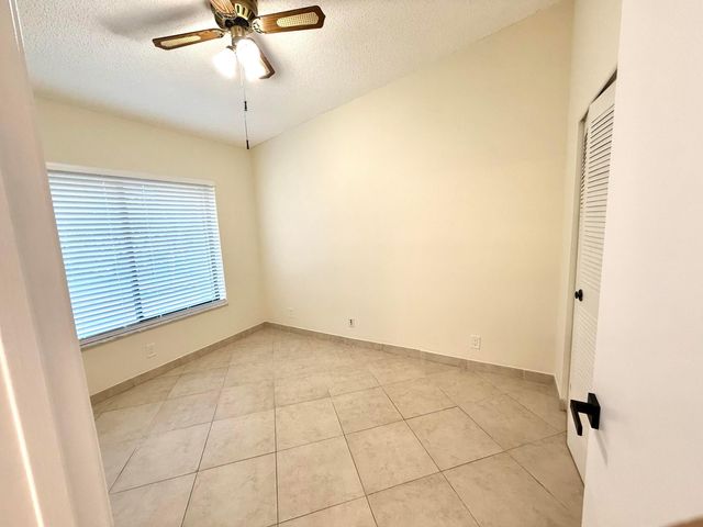 6649 Somerset Drive 205, Boca Raton, FL 33433