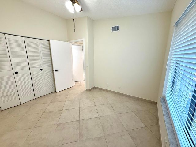 6649 Somerset Drive 205, Boca Raton, FL 33433