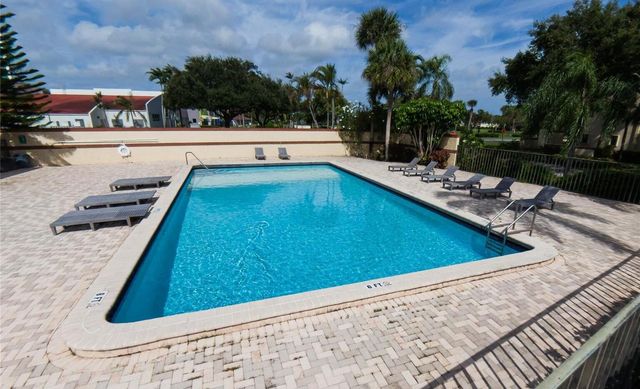 6649 Somerset Drive 205, Boca Raton, FL 33433