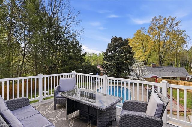 2840 Holyoke Place, Winston-salem, NC 27106