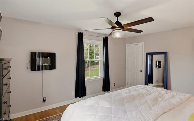 2840 Holyoke Place, Winston-salem, NC 27106