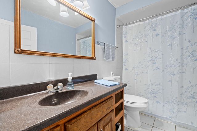 8659 N Canton Center Road, Canton, MI 48187