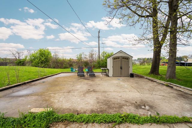 8659 N Canton Center Road, Canton, MI 48187
