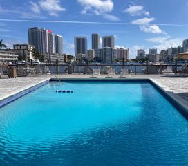 462 Golden Isles Dr 206, Hallandale Beach, FL 33009