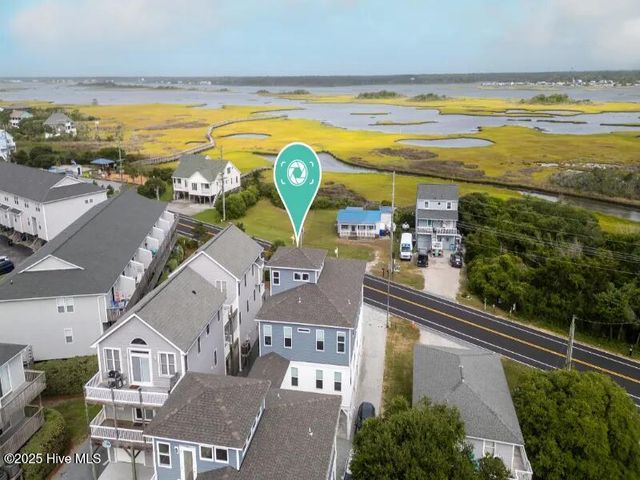 822 S Topsail Drive A, Surf City, NC 28445