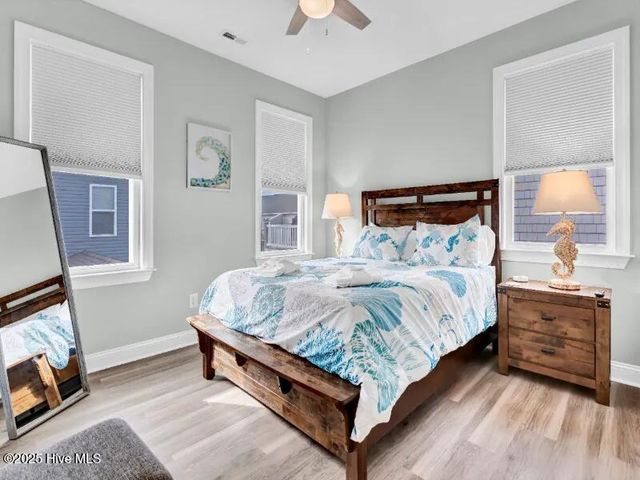 822 S Topsail Drive A, Surf City, NC 28445