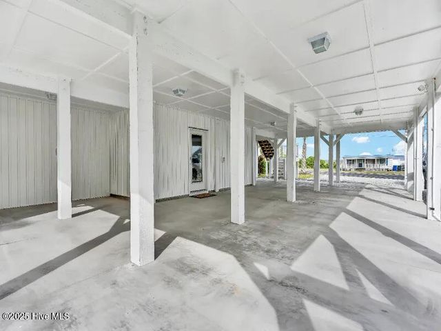 822 S Topsail Drive A, Surf City, NC 28445