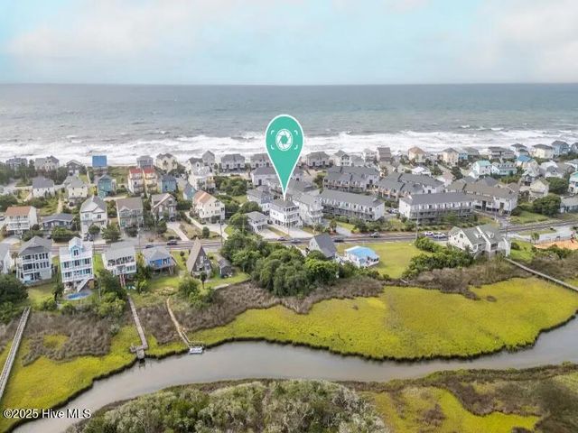 822 S Topsail Drive A, Surf City, NC 28445