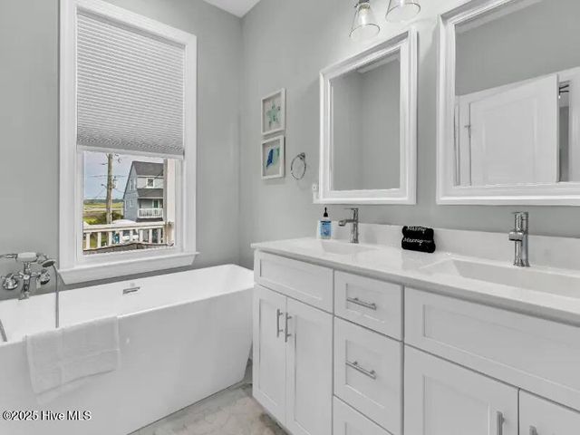 822 S Topsail Drive A, Surf City, NC 28445