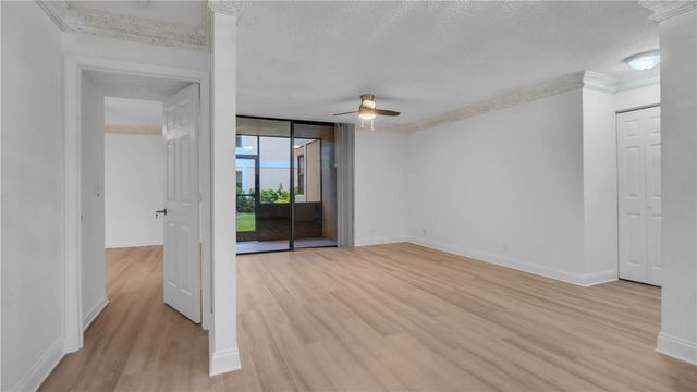 5681 Riverside Drive 101A6, Coral Springs, FL 33067