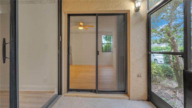 5681 Riverside Drive 101A6, Coral Springs, FL 33067