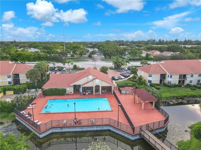 5681 Riverside Drive 101A6, Coral Springs, FL 33067