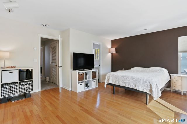 71 Aiken Street APT M1, Norwalk, CT 06851