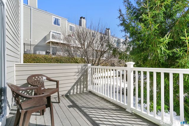 71 Aiken Street APT M1, Norwalk, CT 06851