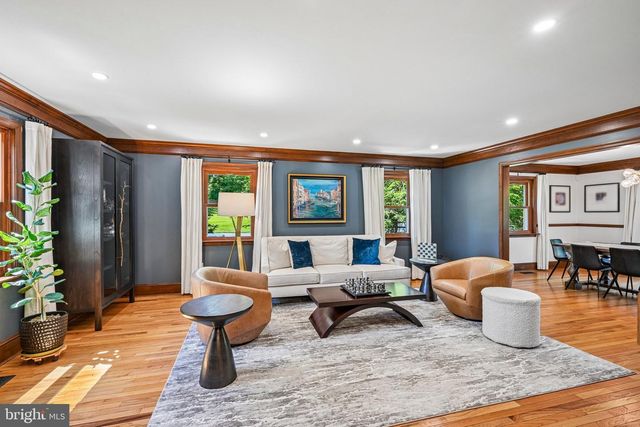 99 SPRINGTON LAKE RD, Media, PA 19063