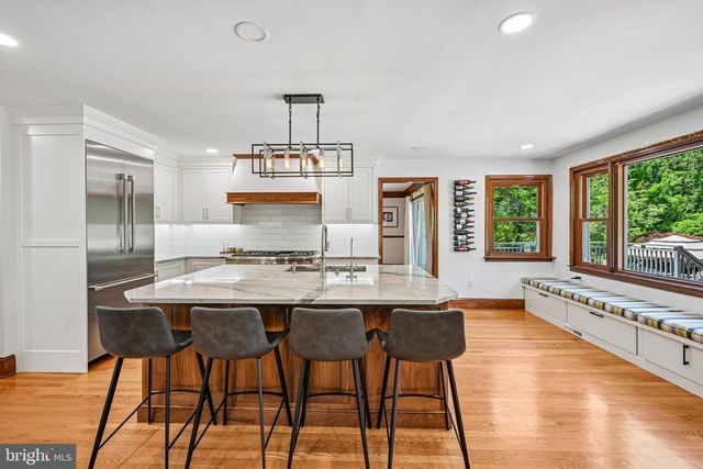 99 SPRINGTON LAKE RD, Media, PA 19063