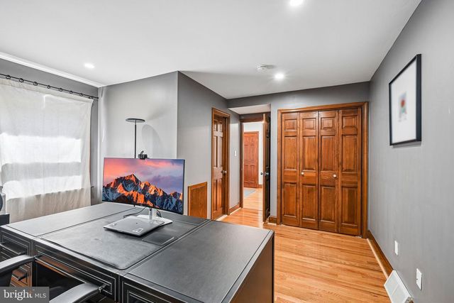 99 SPRINGTON LAKE RD, Media, PA 19063