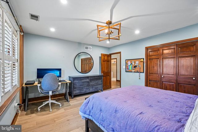 99 SPRINGTON LAKE RD, Media, PA 19063