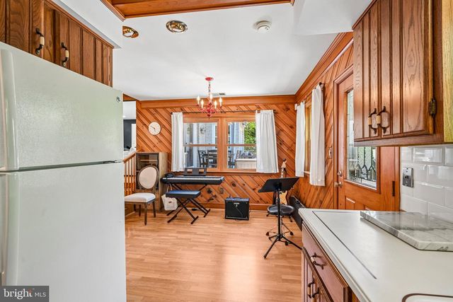 99 SPRINGTON LAKE RD, Media, PA 19063