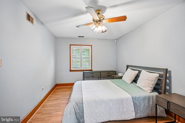 99 SPRINGTON LAKE RD, Media, PA 19063