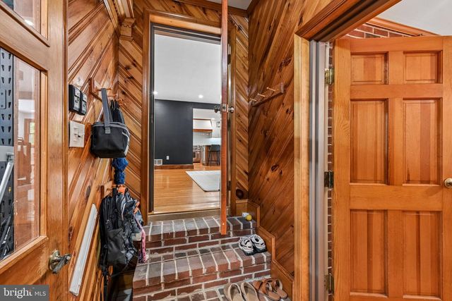 99 SPRINGTON LAKE RD, Media, PA 19063