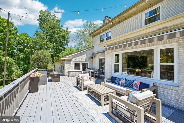 99 SPRINGTON LAKE RD, Media, PA 19063