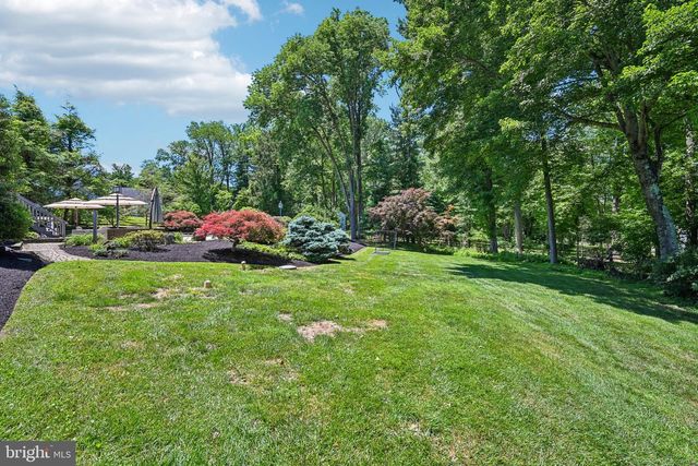99 SPRINGTON LAKE RD, Media, PA 19063