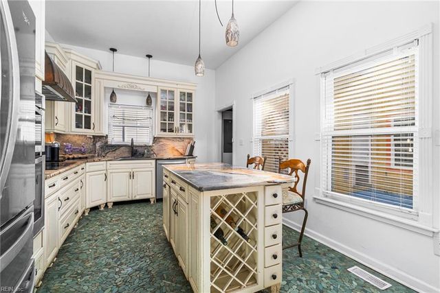 125 67th ST, Virginia Beach, VA 23451